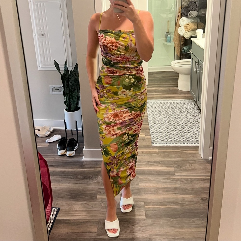 Floral Sleeveless Ruched Bodycon Dress with Slit